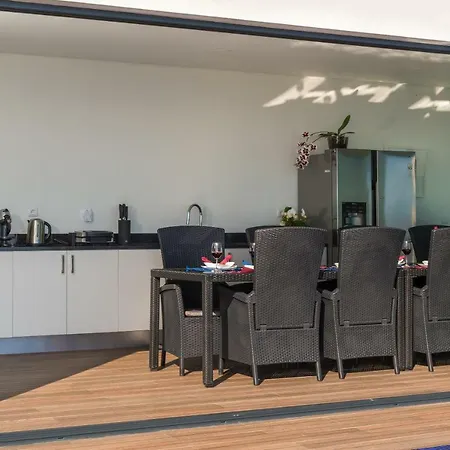 Nyaraló Casa Lira *