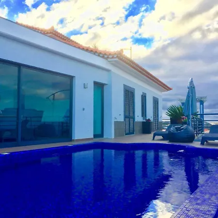 Casa Lira Heated Swiming, Sea View And Air Conditioning