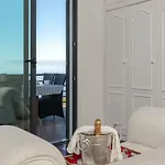 Casa Lira Holiday home *