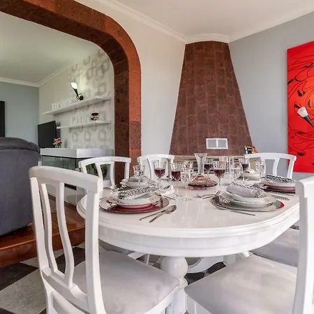 Casa Lira