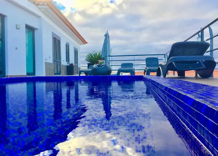 Casa Lira